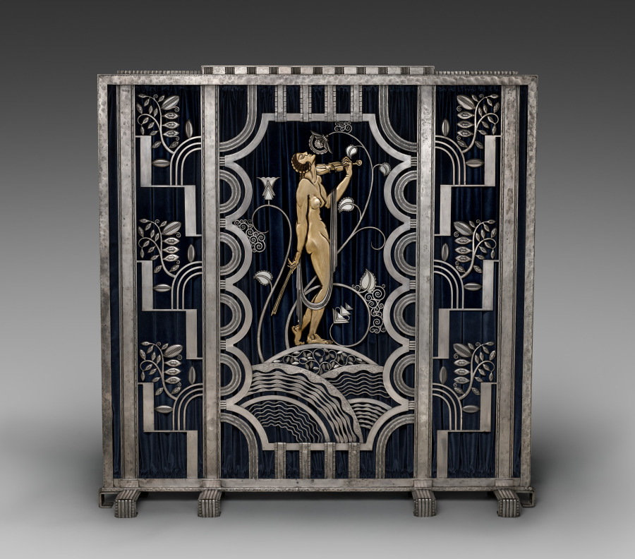 Muse with Violin Screen