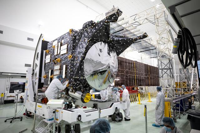 NASA's Psyche Solar Array Integration