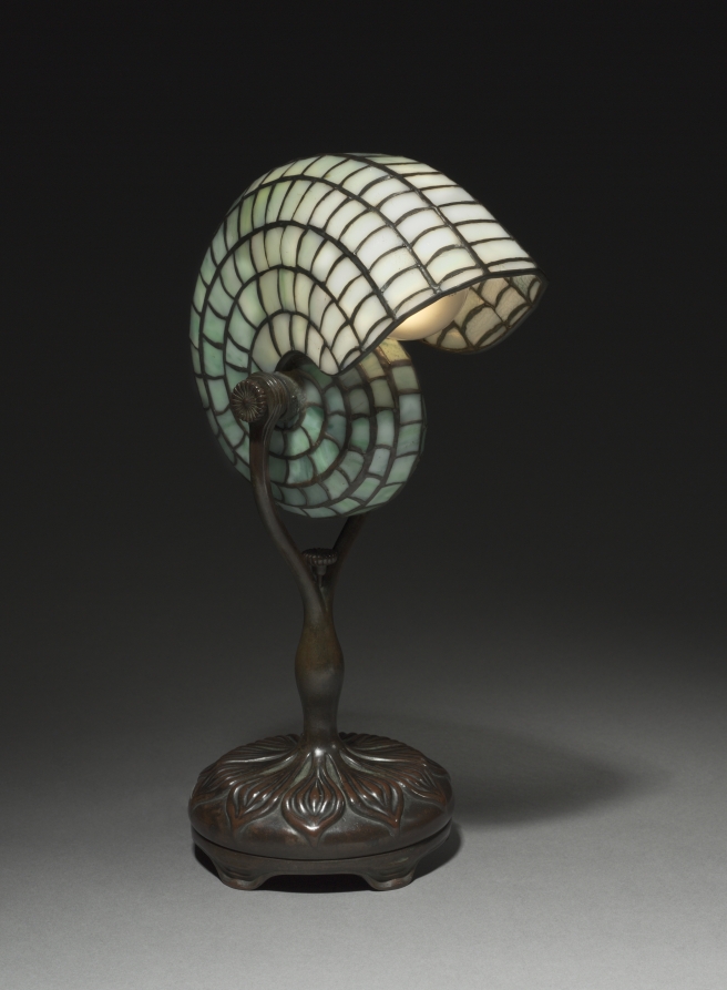 Nautilus Reading Lamp