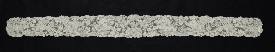 Pair of Lace Lappets