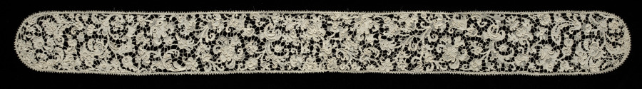 Pair of Lace Lappets