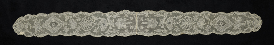 Pair of Lace Lappets