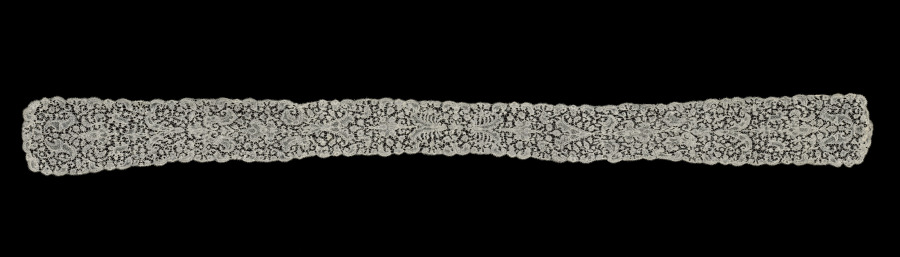 Pair of Lace Lappets
