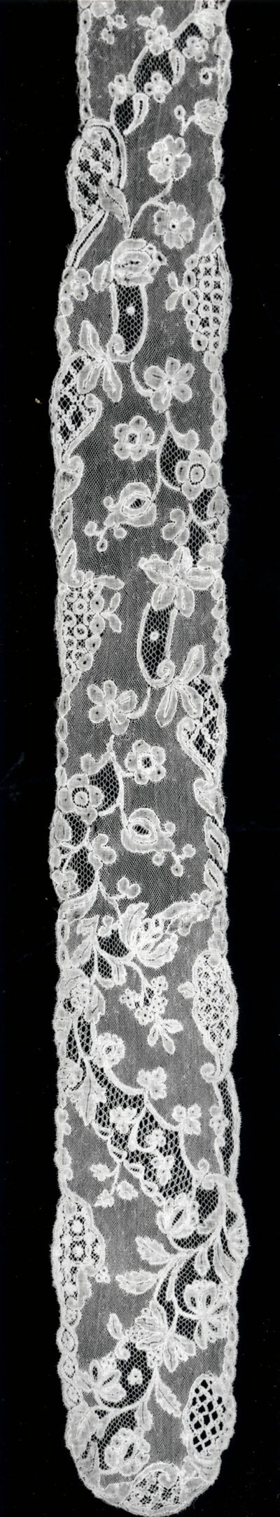 Pair of Lappets (Joined)