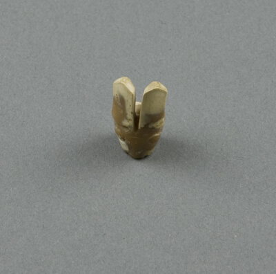 Pendant, sheep head