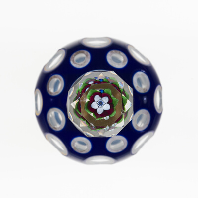 Perfume bottle