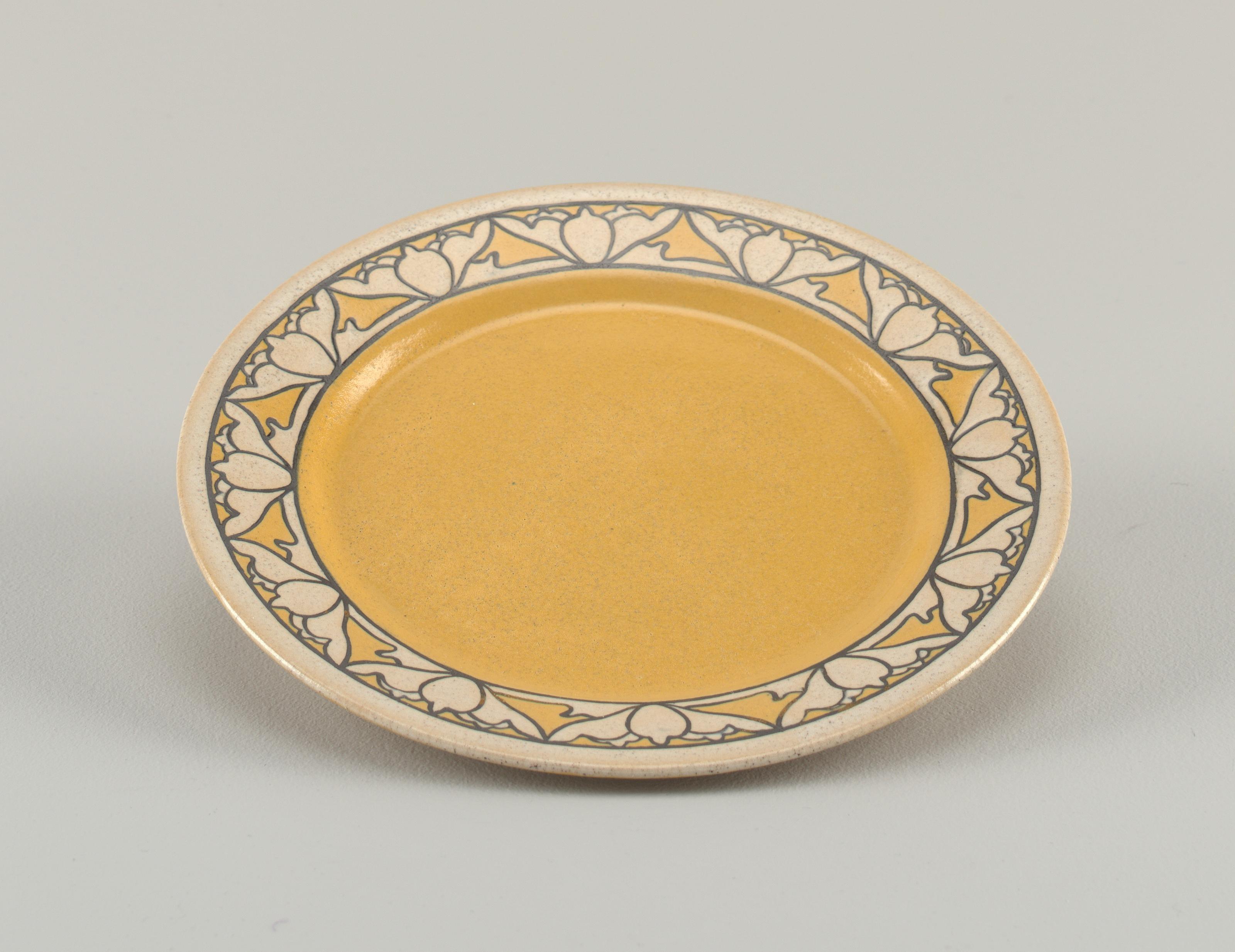 Plate
