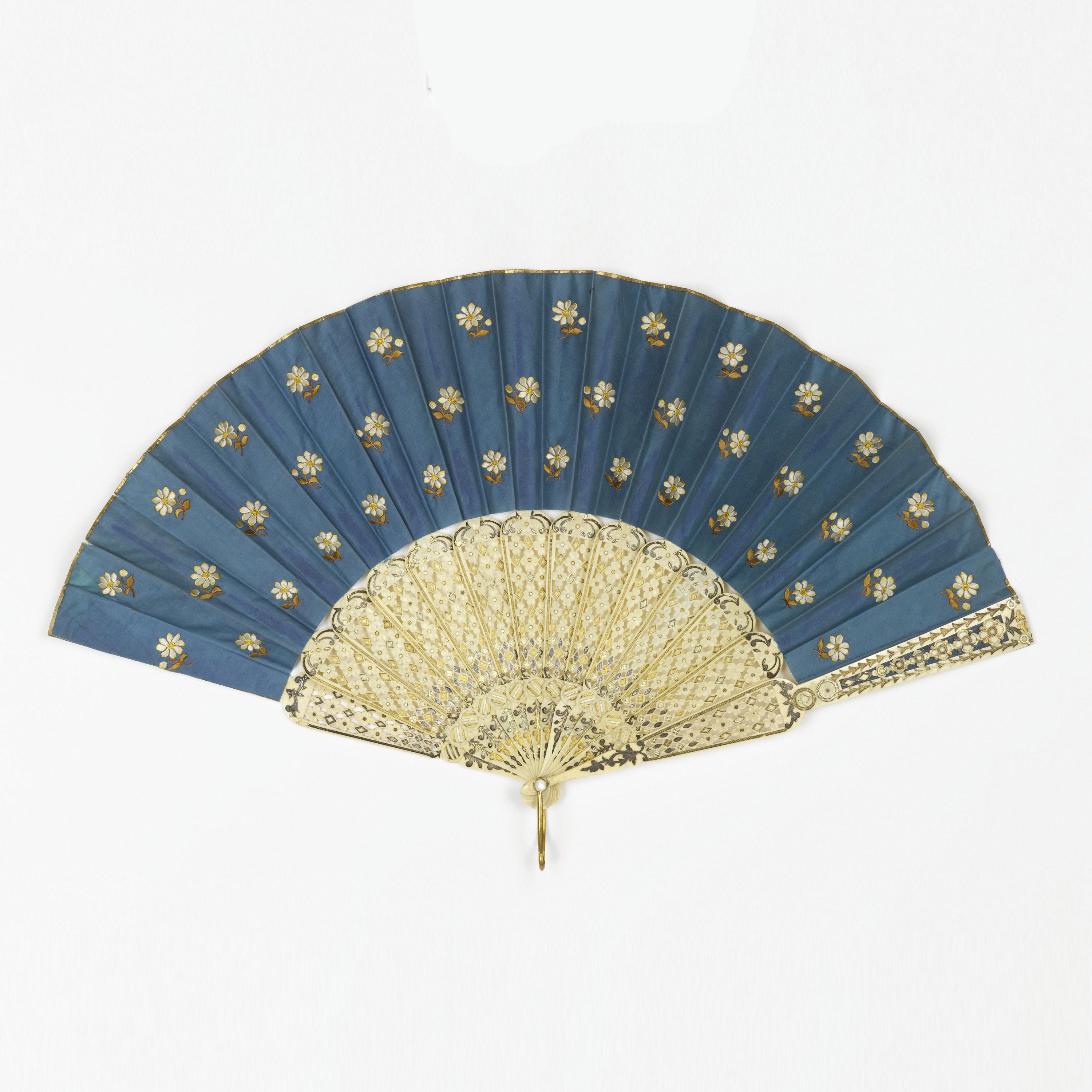 Pleated fan