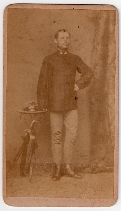 Portret časnika