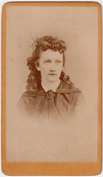 Portret djevojke