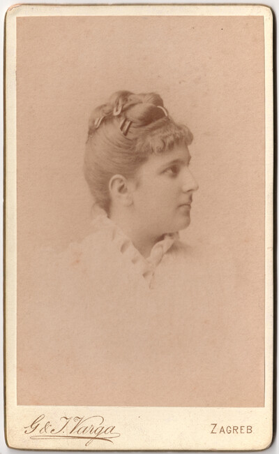 portret žene