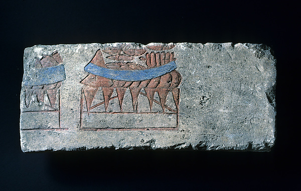 Relief with offering stands