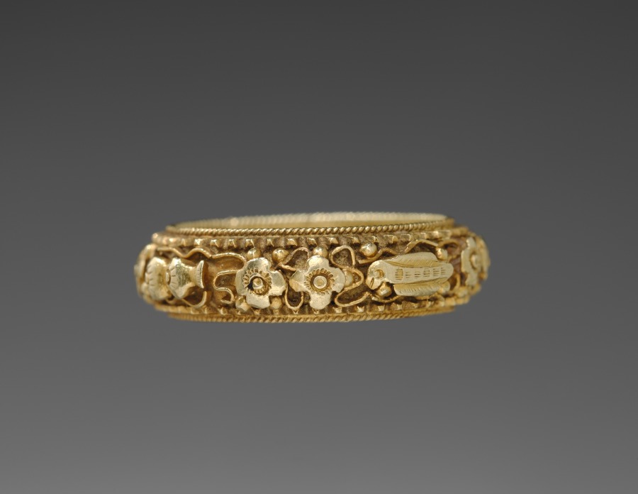 Ring