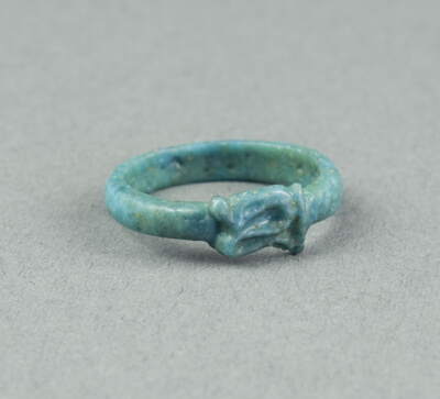 Ring: Figure of Serpent Uto (?)