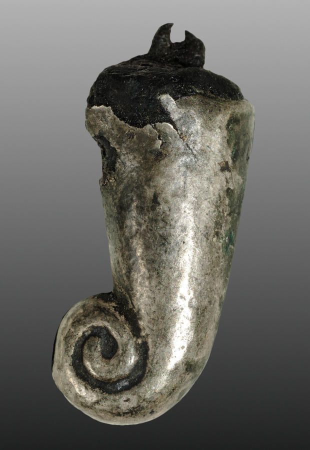 Sidelock (one of a pair)