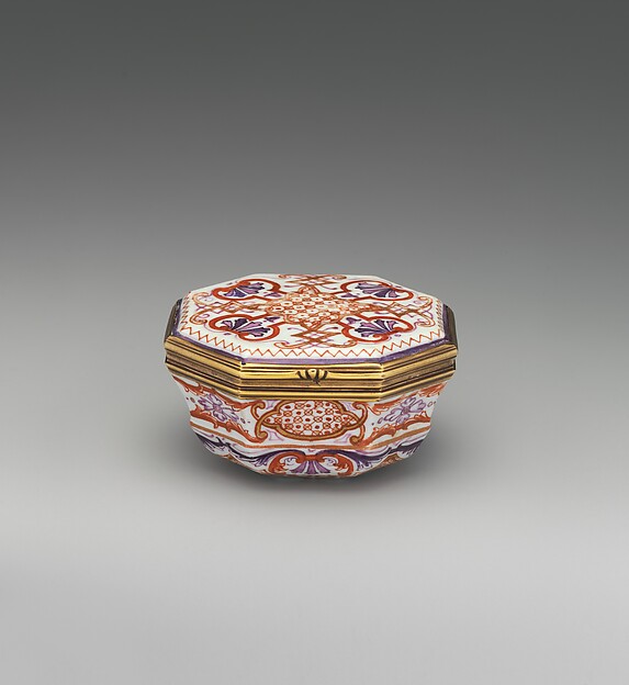 Snuffbox