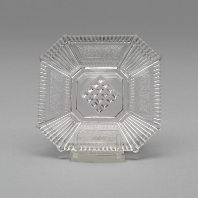 Square plate