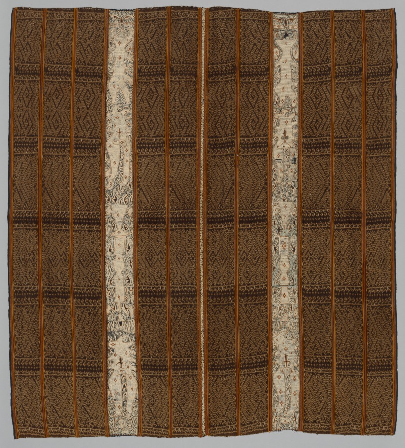 Tapis (Garment)