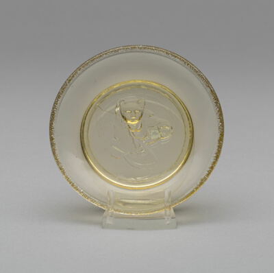 Toy plate