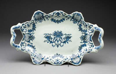 Tray