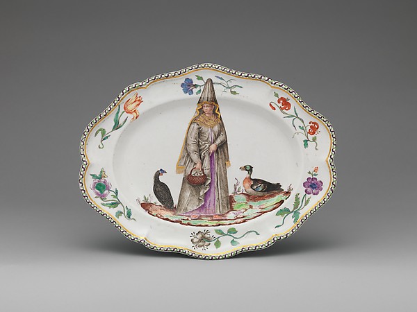 Tray (one of a set)