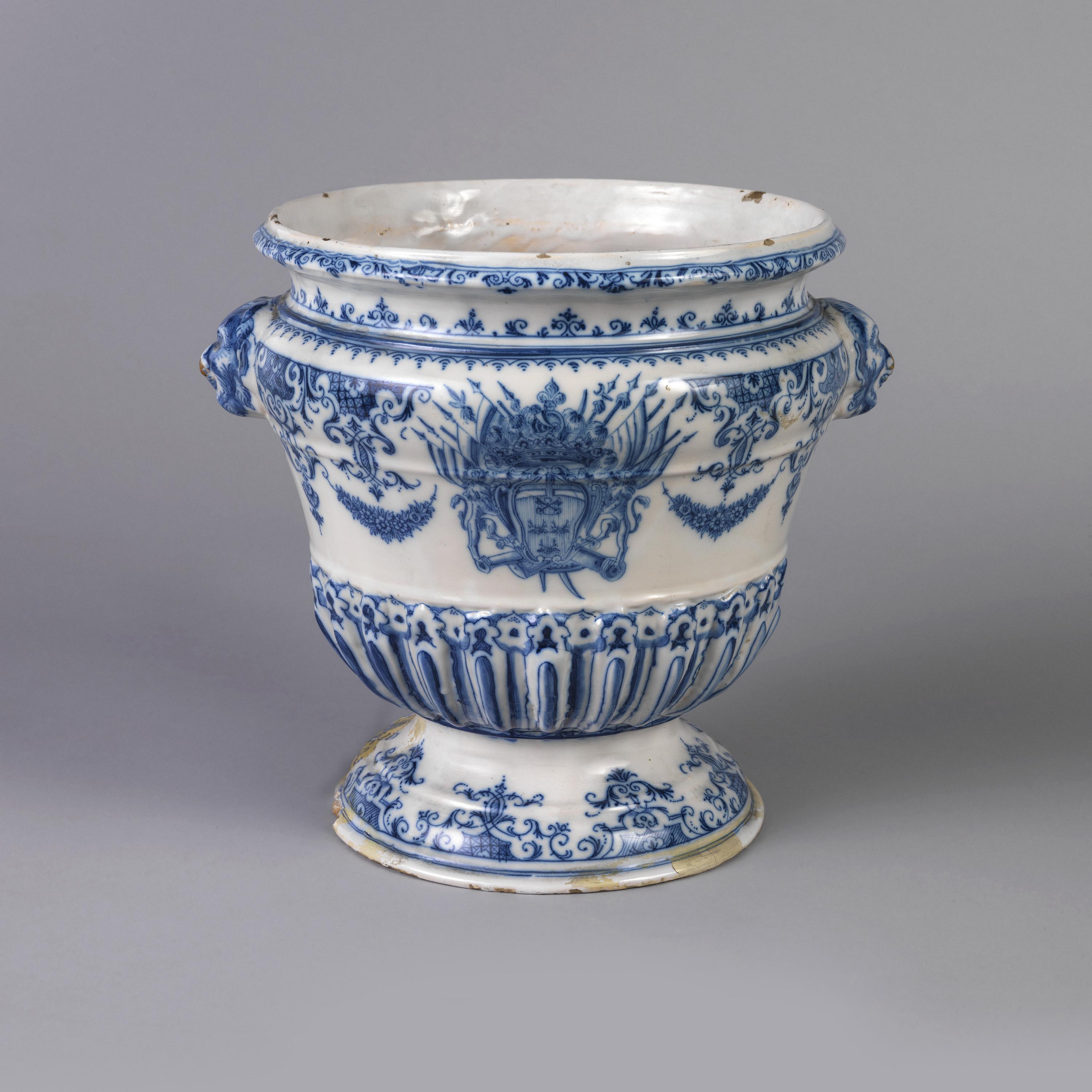 Urn