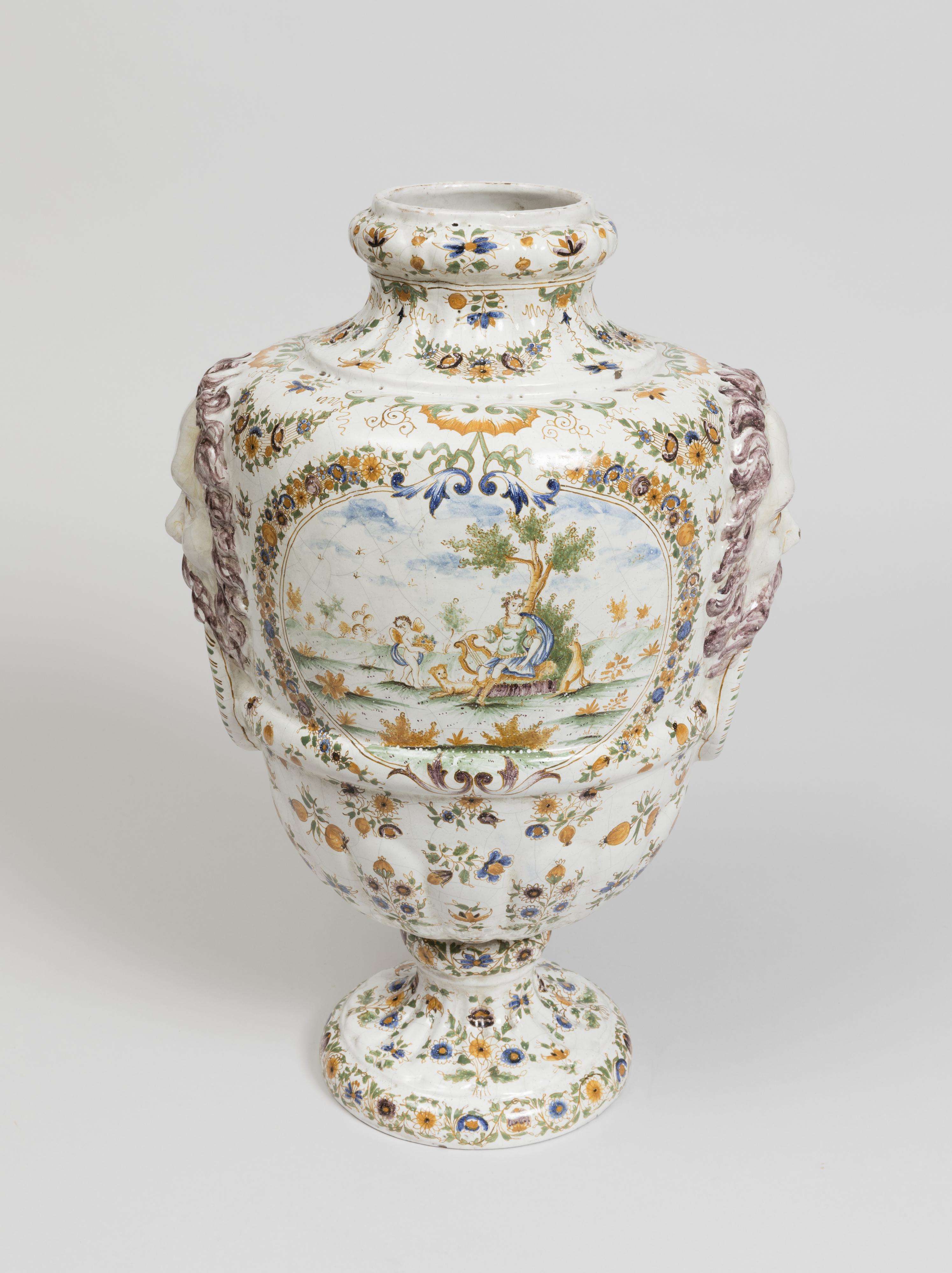 Urn