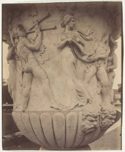 Versailles, Vase (Detail)